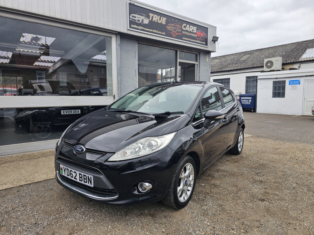 View FORD FIESTA 1.3 Zetec