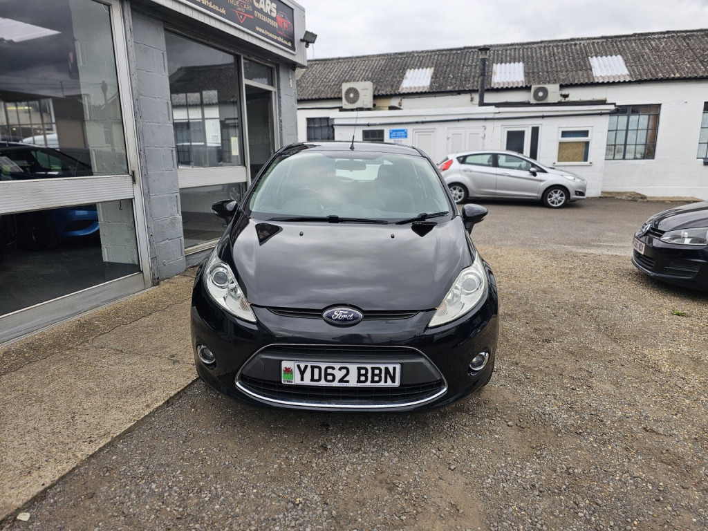 View FORD FIESTA 1.3 Zetec