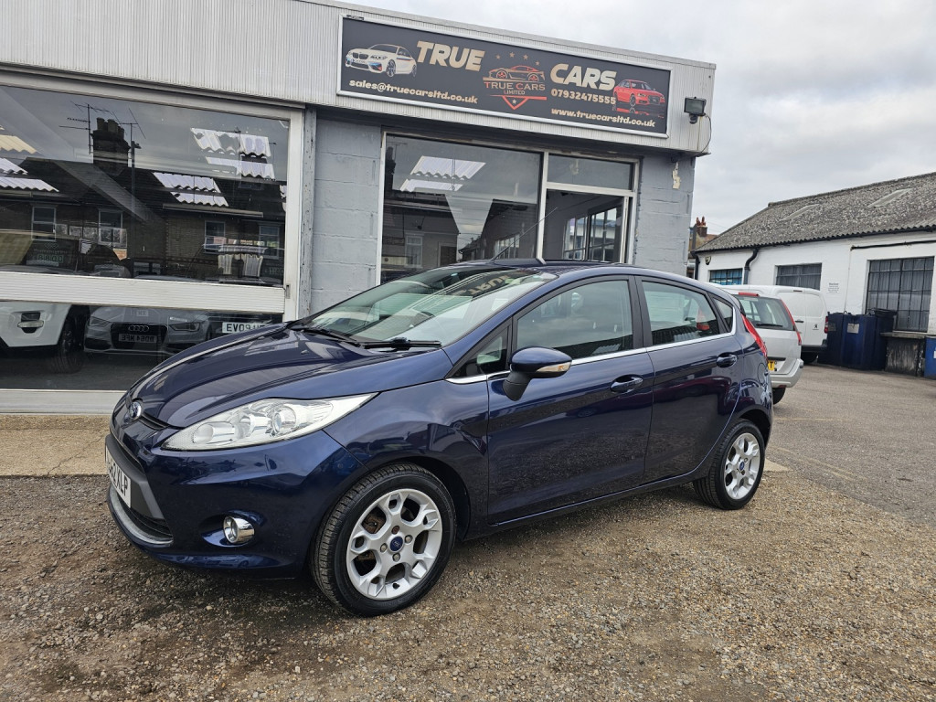 View FORD FIESTA 1.3 Zetec
