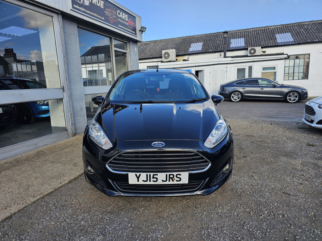 View FORD FIESTA 1.5 TDCi Zetec