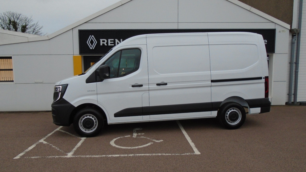 View RENAULT MASTER 2.0 MM35 Blue dCi 130 advance MY24