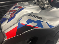 BMW F900