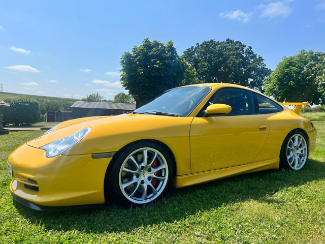 PORSCHE