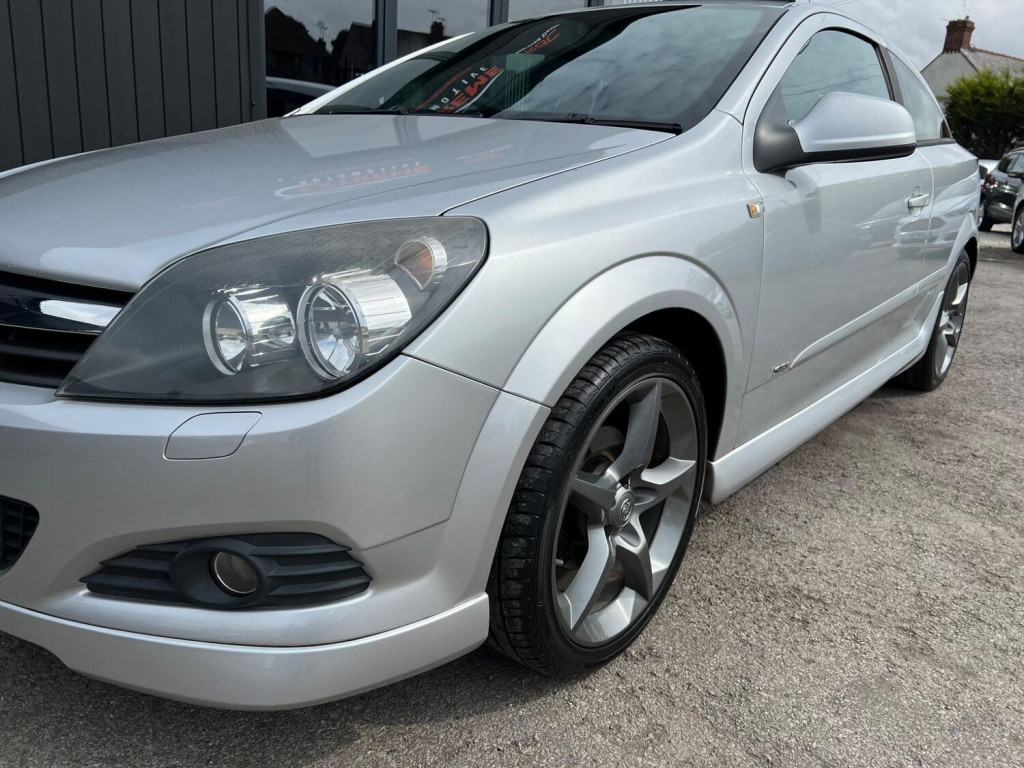 VAUXHALL ASTRA