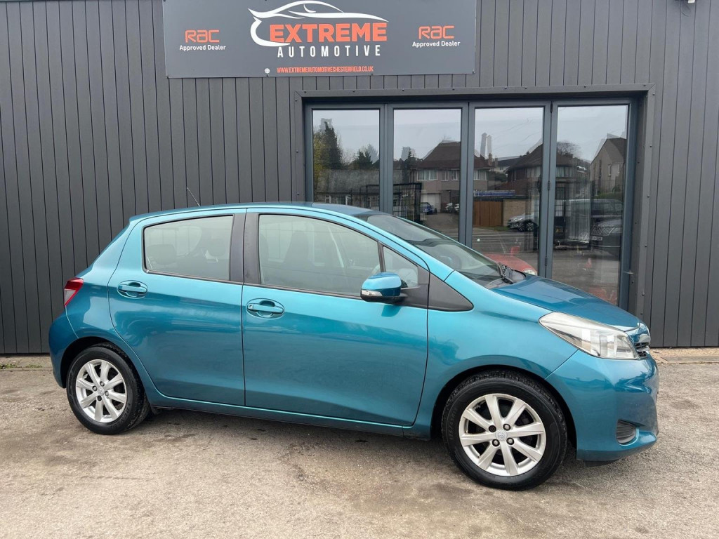 TOYOTA YARIS