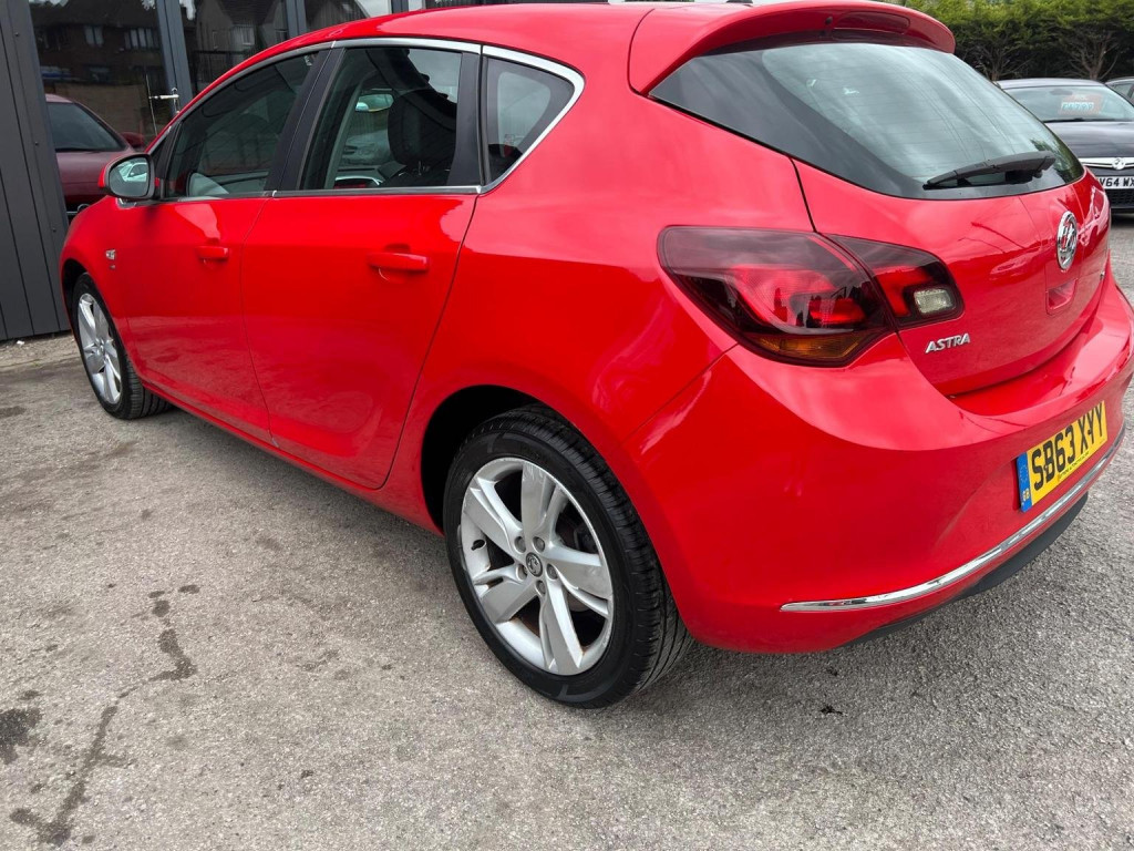 VAUXHALL ASTRA