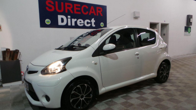 TOYOTA AYGO 1.0 VVT-i Move Euro 5 5dr (2013/63)