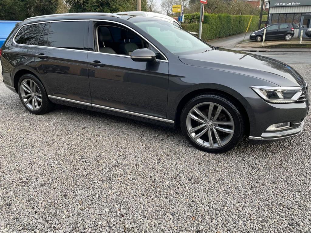VOLKSWAGEN PASSAT