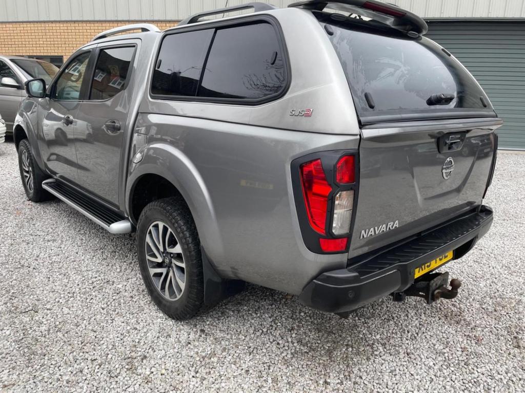 NISSAN NAVARA