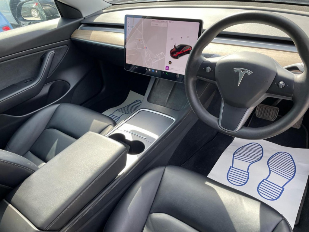 View TESLA MODEL 3 (Dual Motor) Long Range Auto 4WDE 4dr