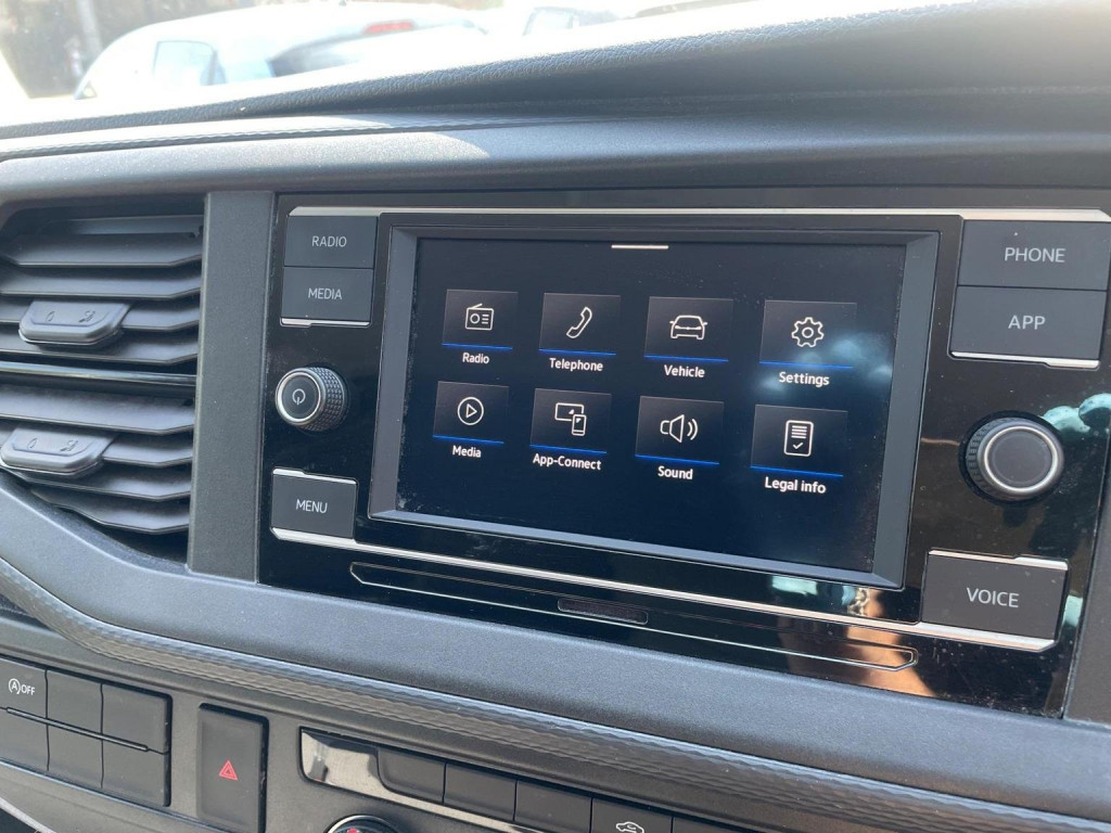 VOLKSWAGEN TRANSPORTER