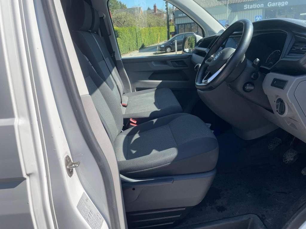 VOLKSWAGEN TRANSPORTER