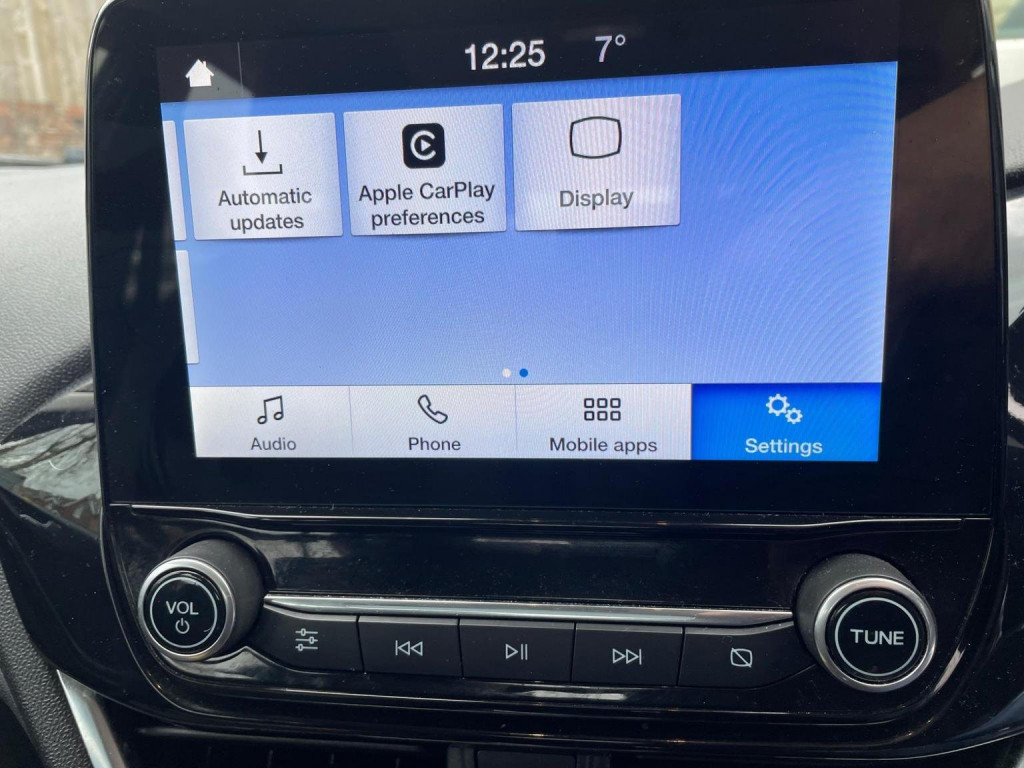 View FORD FIESTA 1.1 Ti-VCT Zetec Euro 6 (s/s) 5dr