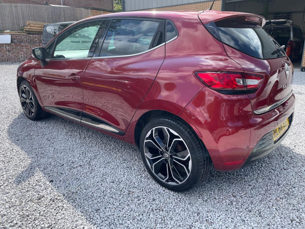 RENAULT CLIO