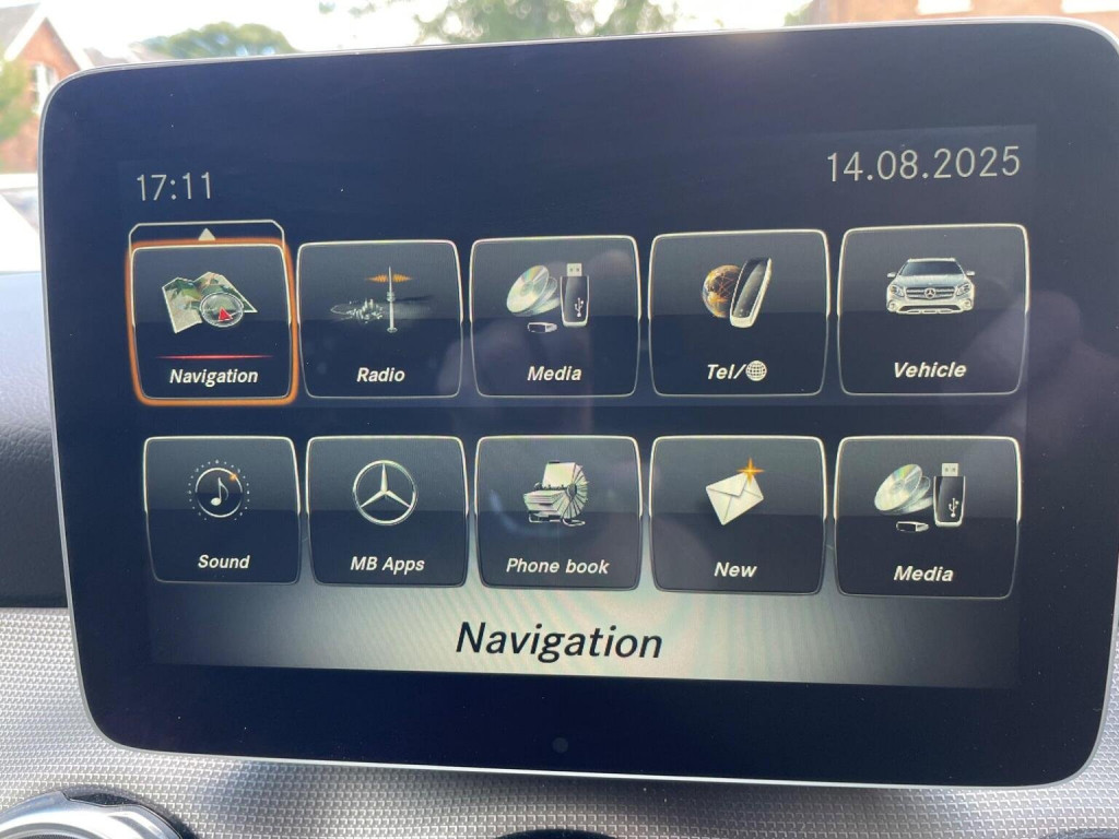 MERCEDES-BENZ GLA CLASS