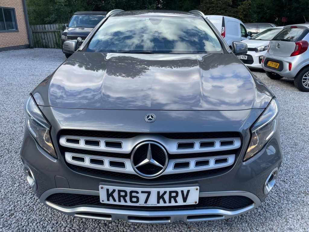 MERCEDES-BENZ GLA CLASS