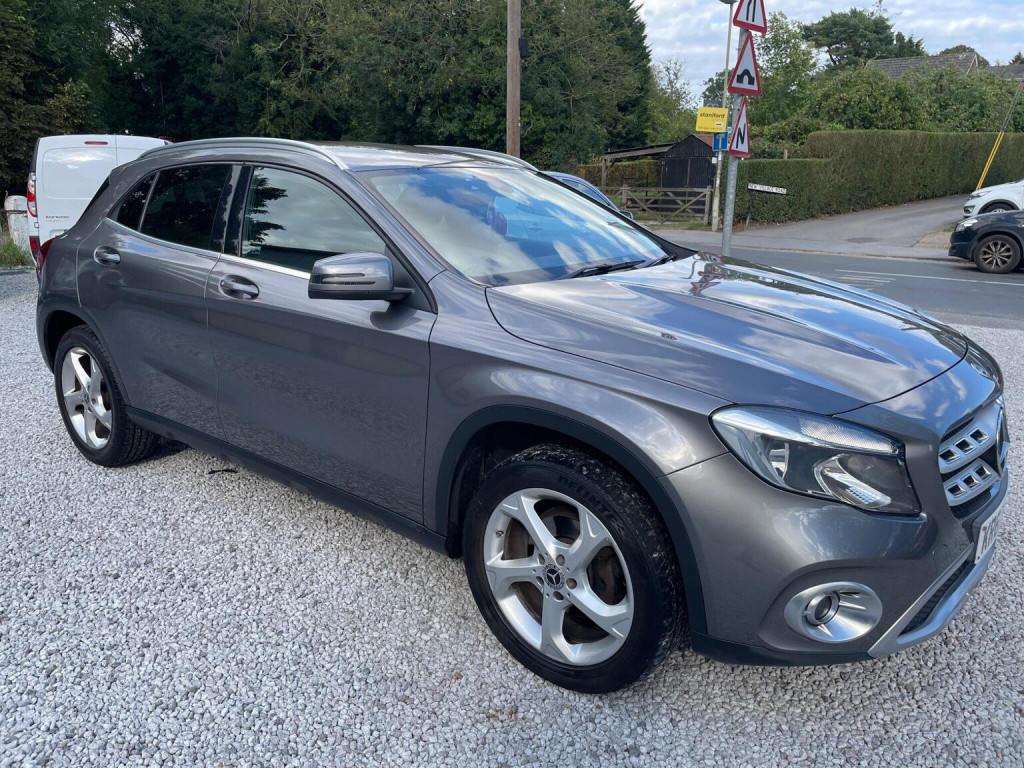 MERCEDES-BENZ GLA CLASS