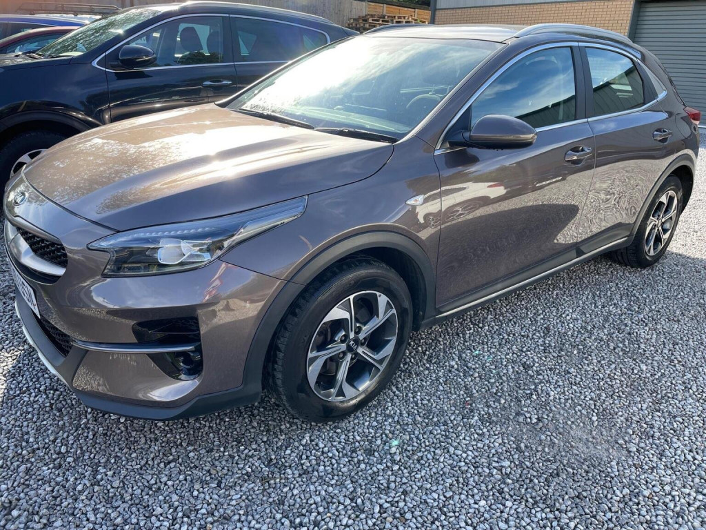 View KIA XCEED 1.0 T-GDi 2 Euro 6 (s/s) 5dr