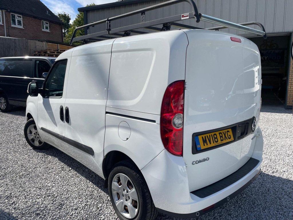 VAUXHALL COMBO