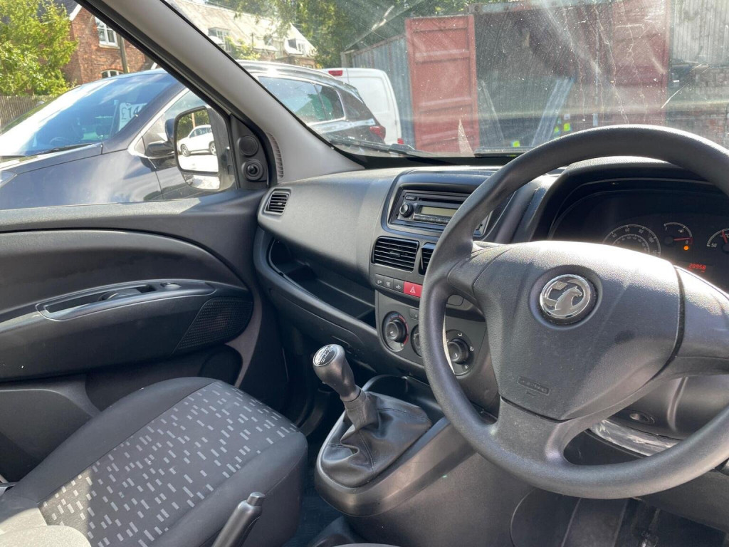 VAUXHALL COMBO