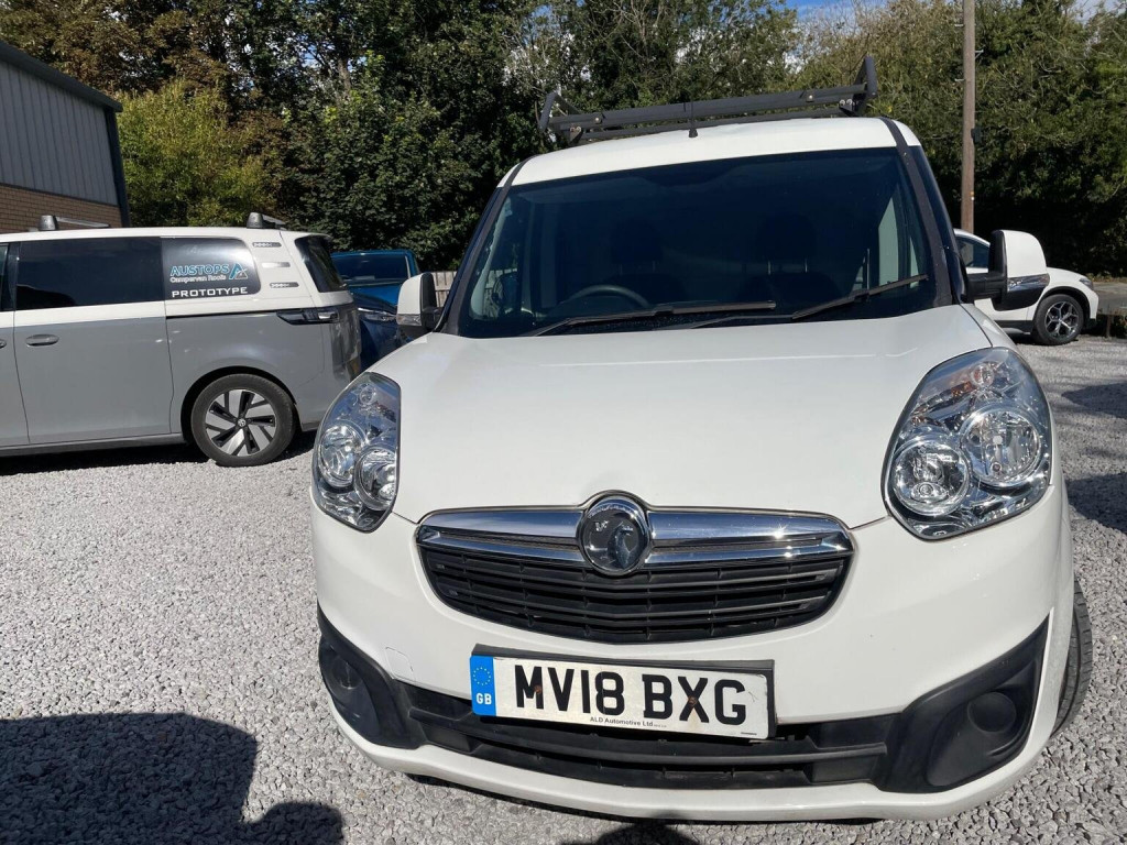 VAUXHALL COMBO