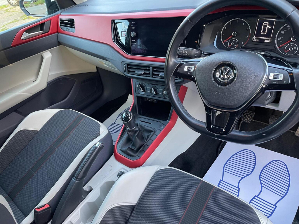 View VOLKSWAGEN POLO 1.0 TSI beats Euro 6 (s/s) 5dr