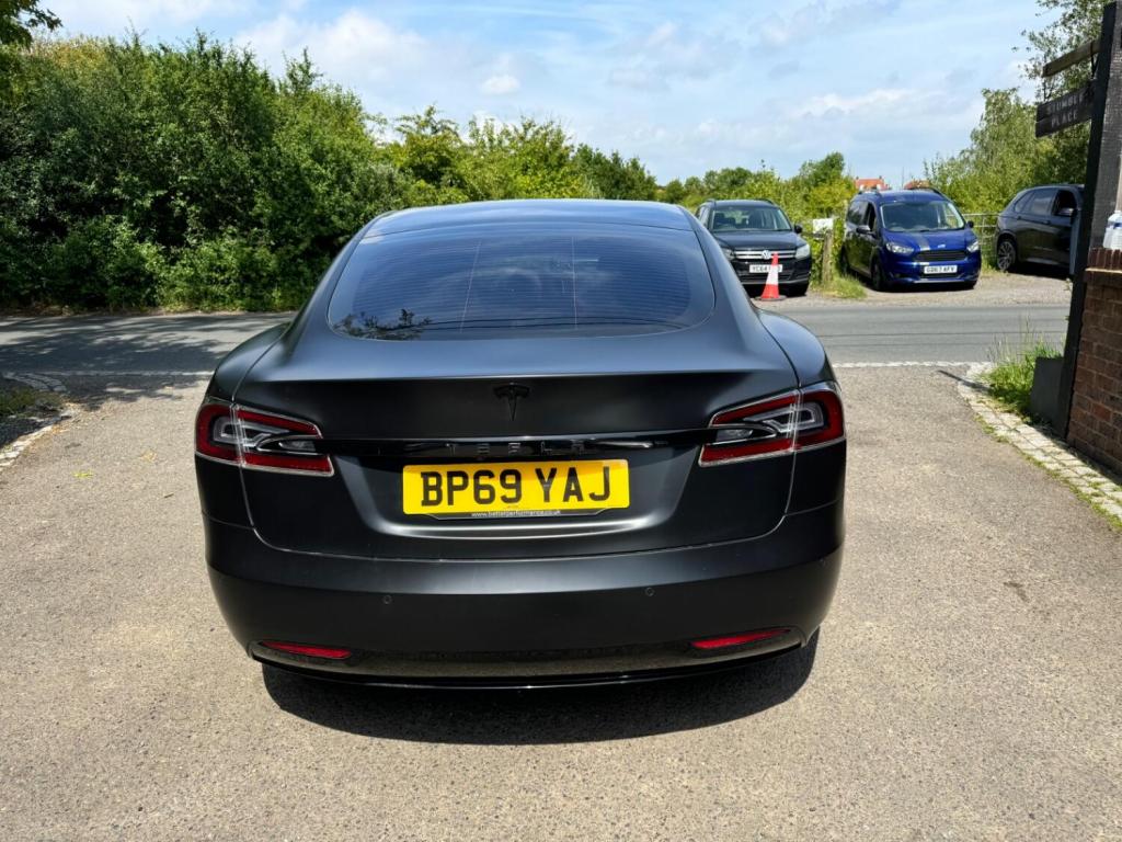 TESLA MODEL S