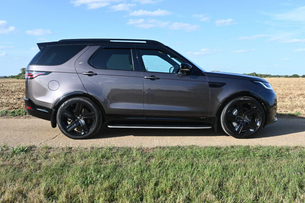 View LAND ROVER DISCOVERY 3.0 P360 MHEV R-Dynamic HSE 