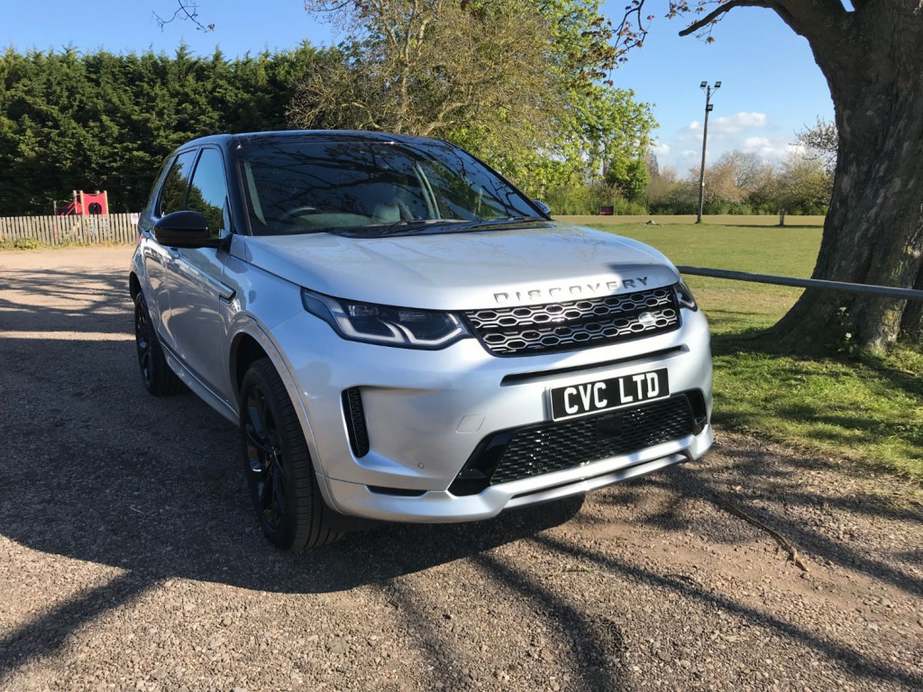View LAND ROVER DISCOVERY R-DYNAMIC HSE