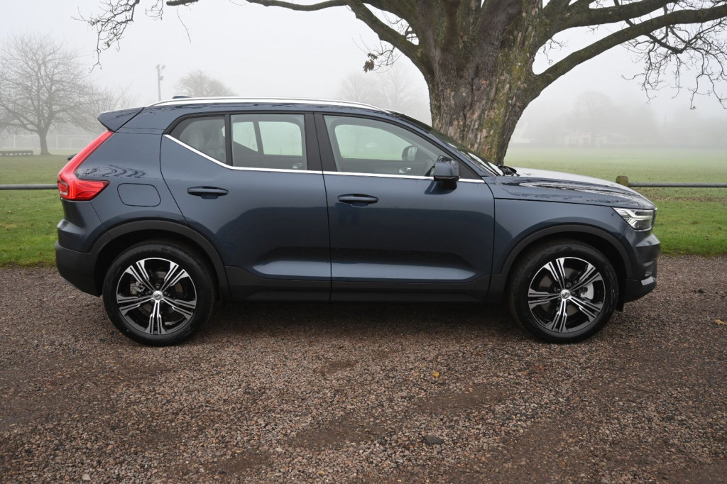 View VOLVO XC40 RECHARGE T5 INSCRIPTION PRO