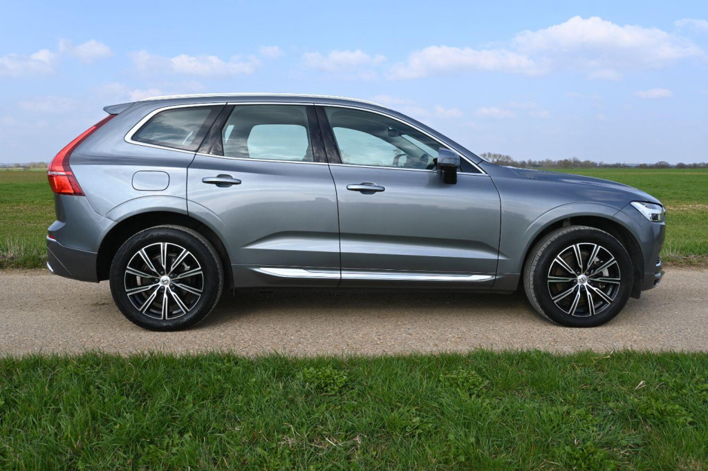 View VOLVO XC60 RECHARGE T6 INSCRIPTION AWD