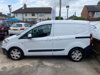 FORD TRANSIT COURIER