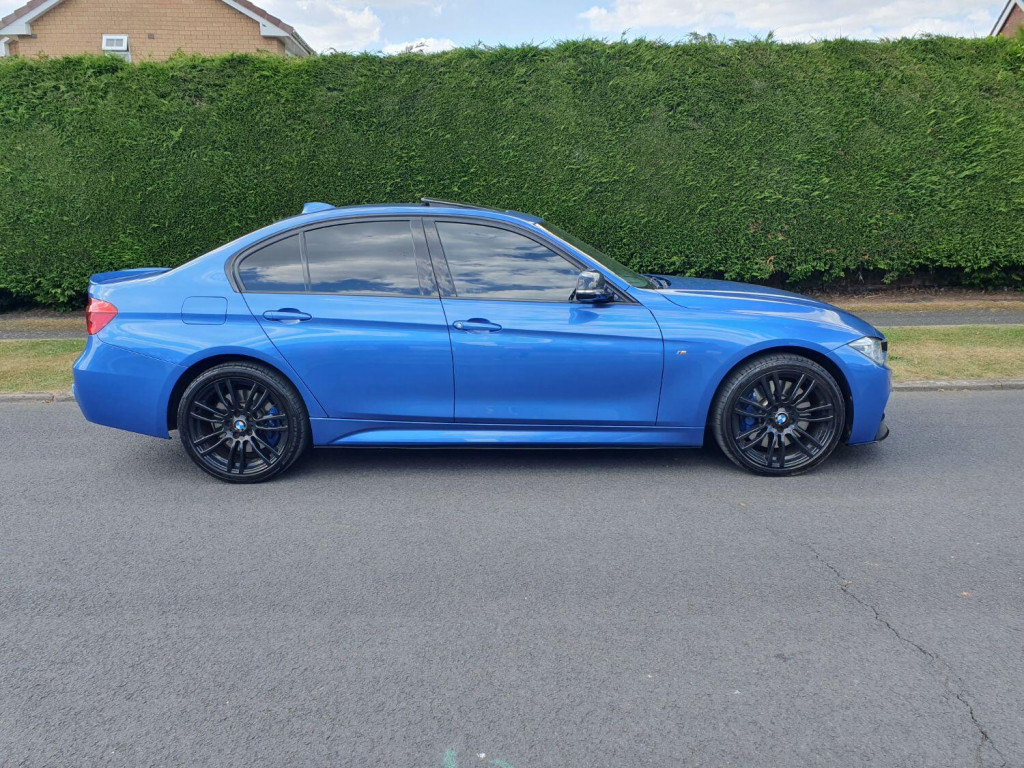 BMW 3 SERIES