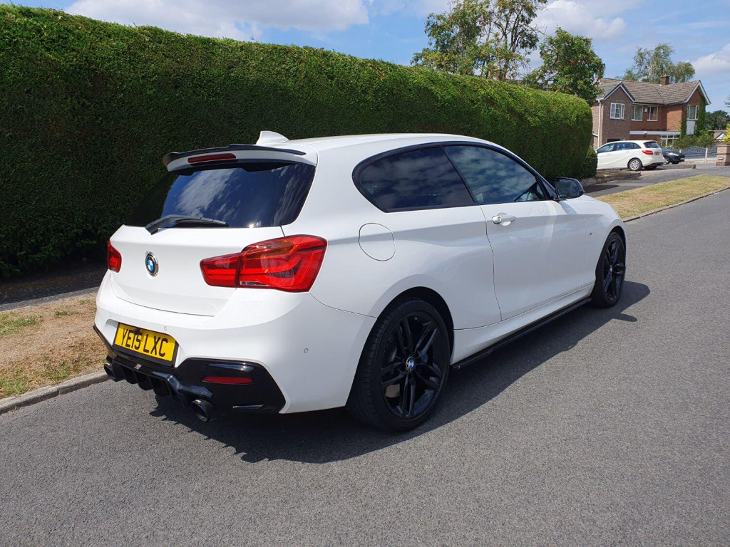 BMW 1 SERIES