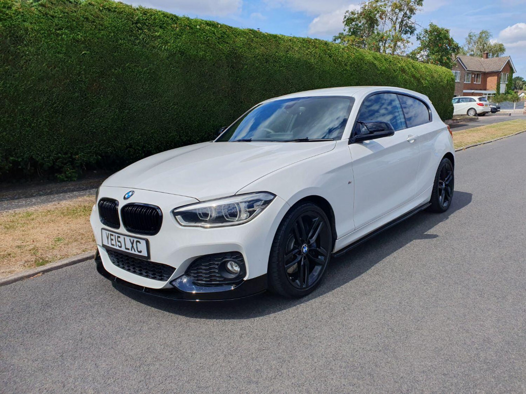 BMW 1 SERIES