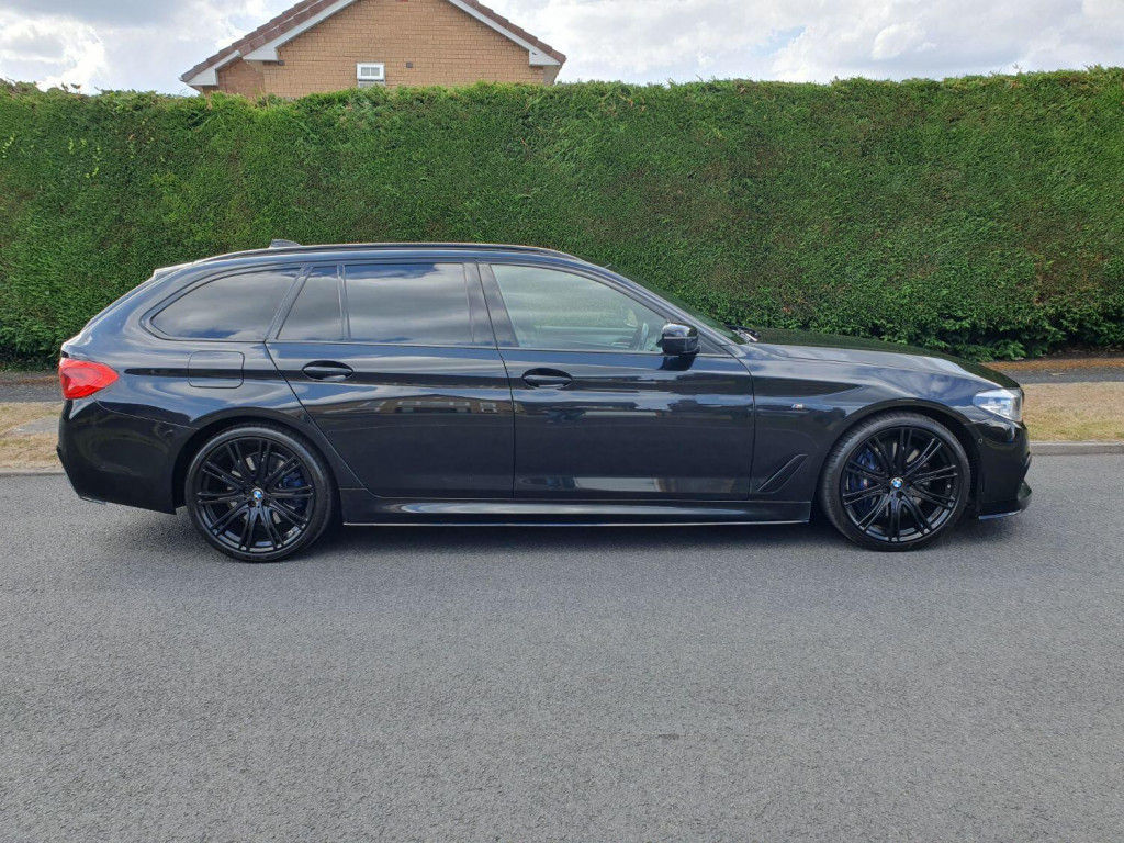 BMW 5 SERIES