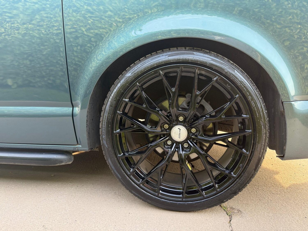 VOLKSWAGEN TRANSPORTER