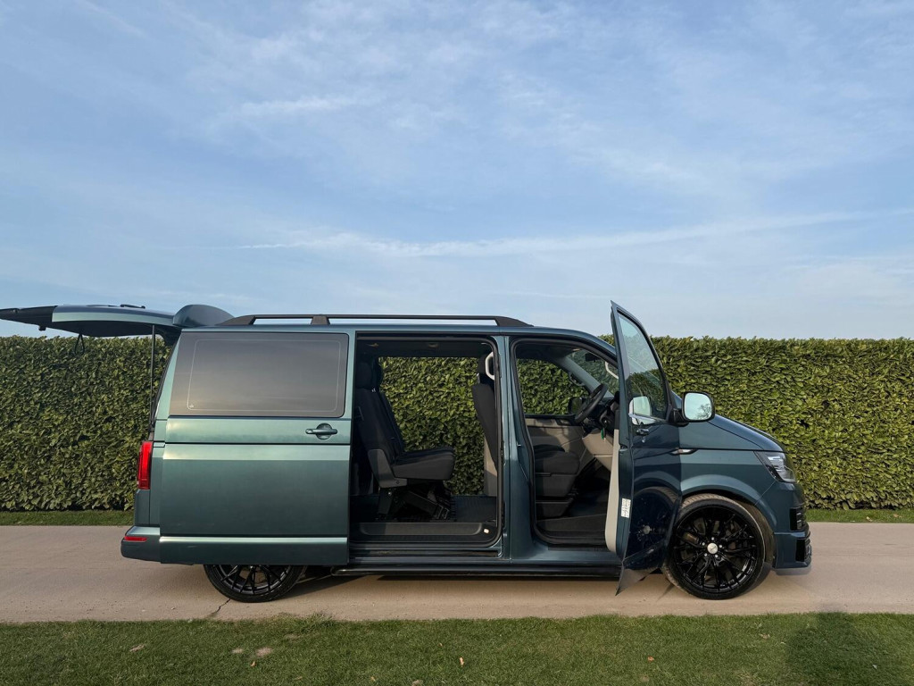 VOLKSWAGEN TRANSPORTER