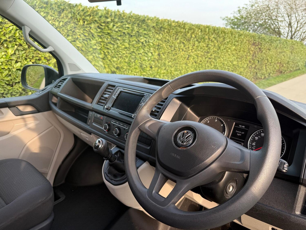 VOLKSWAGEN TRANSPORTER