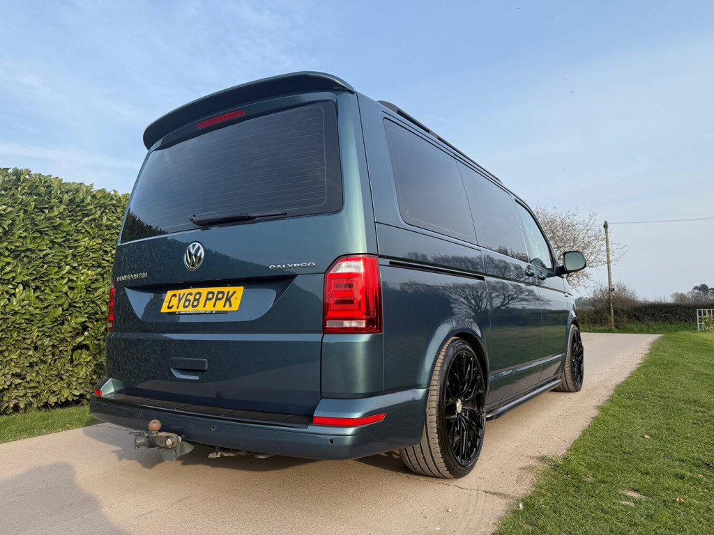 VOLKSWAGEN TRANSPORTER