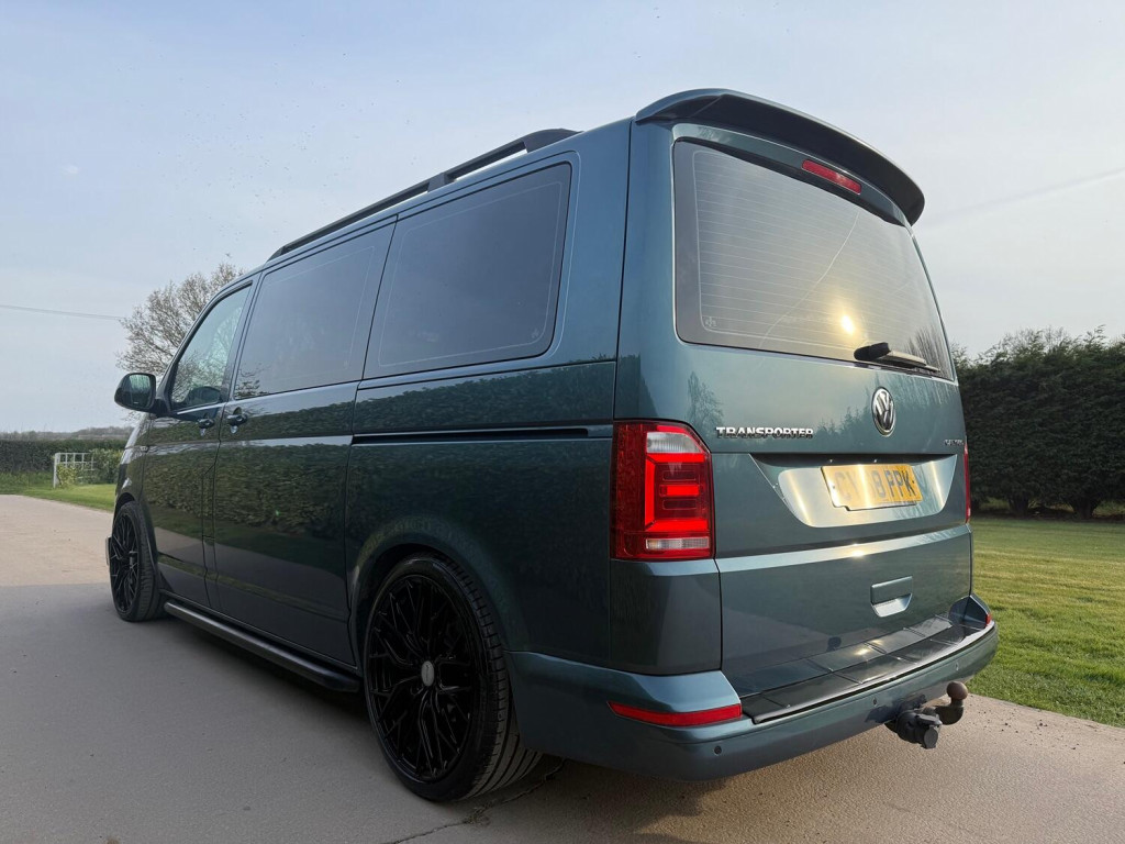 VOLKSWAGEN TRANSPORTER