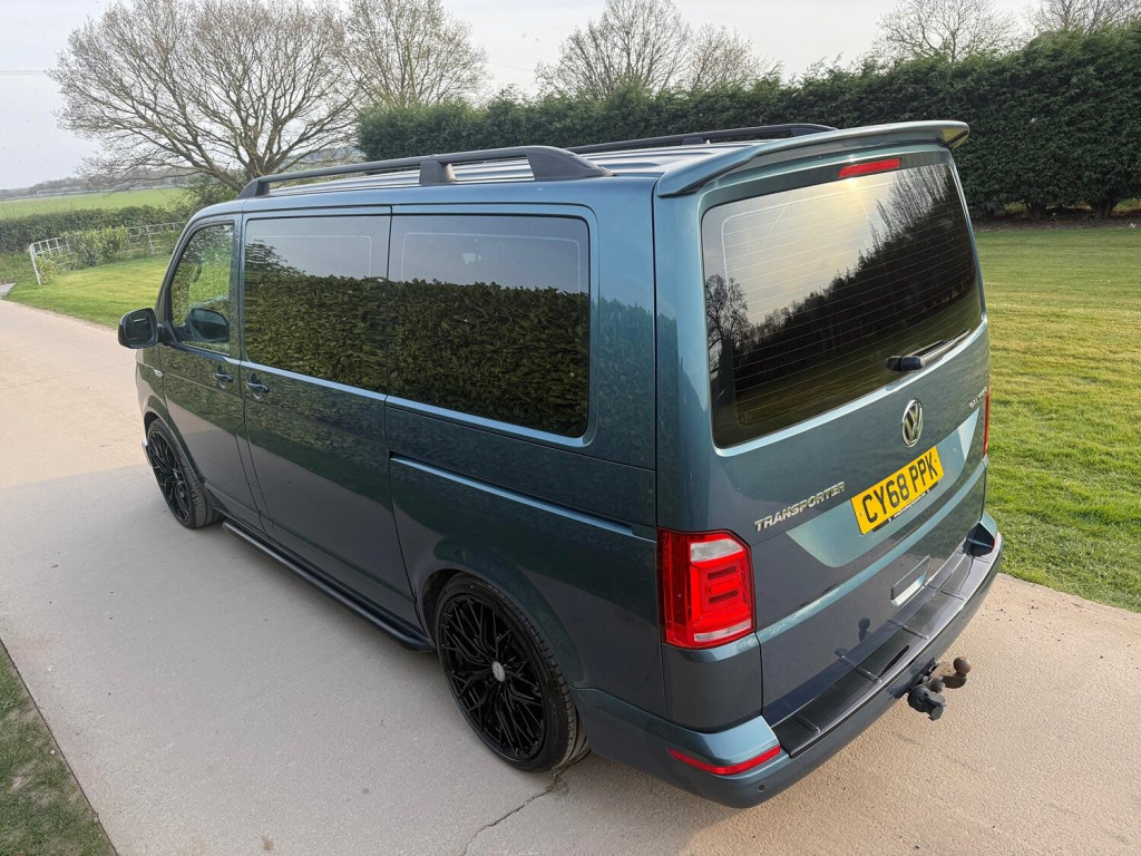 VOLKSWAGEN TRANSPORTER