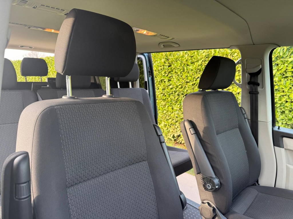 VOLKSWAGEN TRANSPORTER