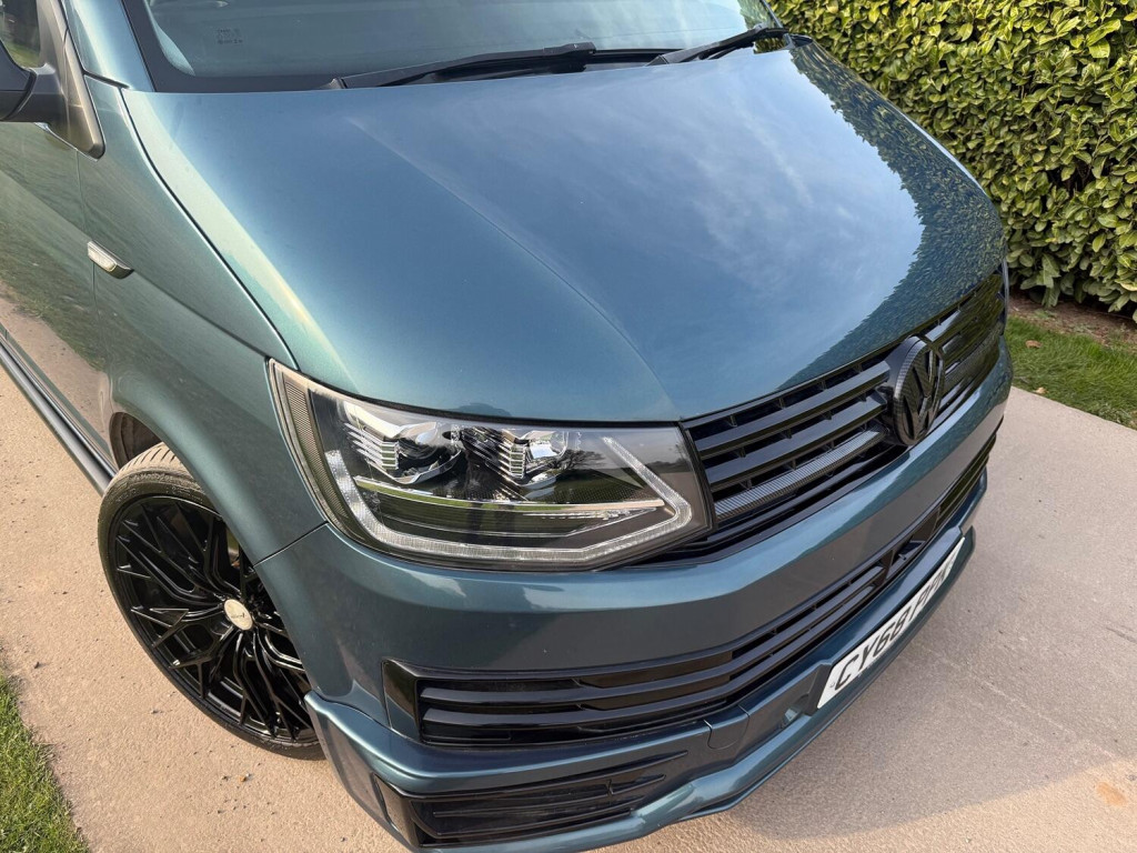 VOLKSWAGEN TRANSPORTER