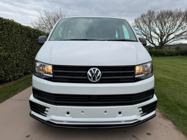 VOLKSWAGEN TRANSPORTER 2.0 TDI T28 BlueMotion Tech Startline
