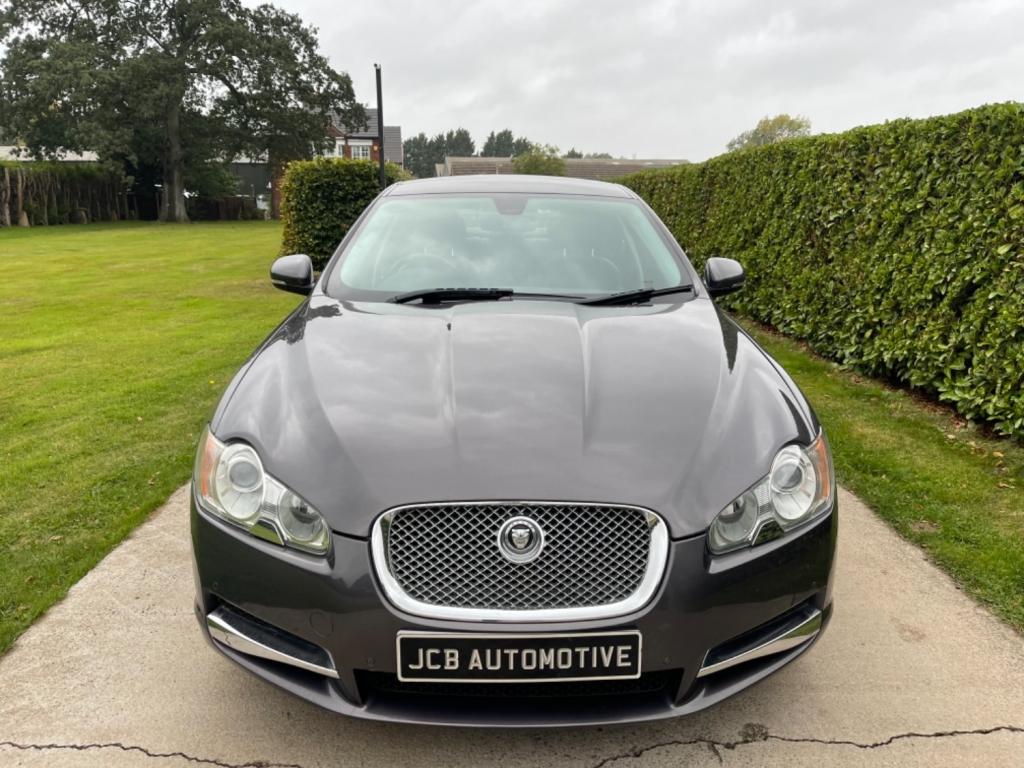 JAGUAR XF