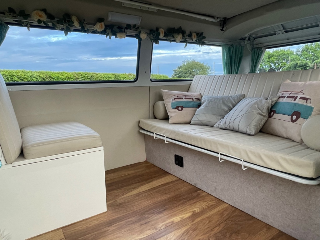 VOLKSWAGEN CALIFORNIA