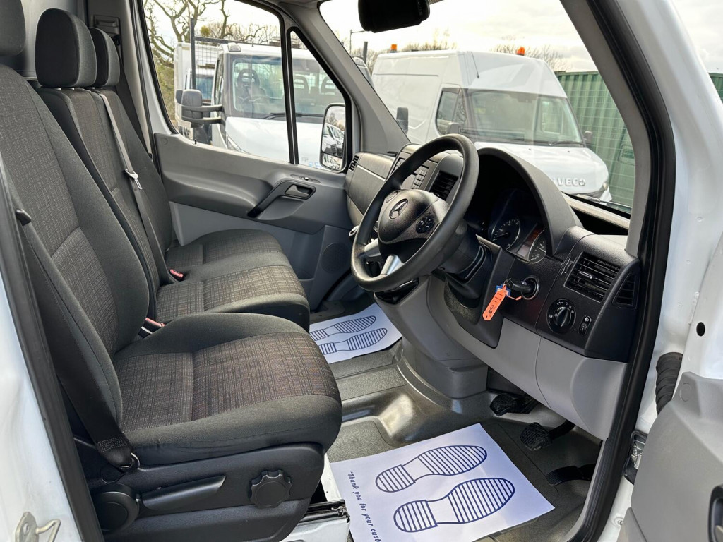 View MERCEDES-BENZ SPRINTER DRAIN JETTING UNIT VAN