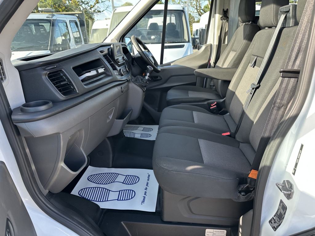 View FORD TRANSIT COMBI-CREW-WELFARE-MESS VAN