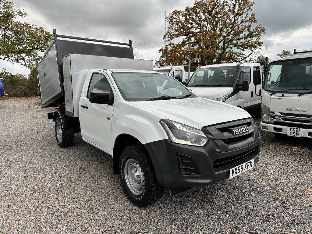 View ISUZU D-MAX ARBORIST TIPPER ARB WASTE CLEARANCE